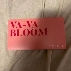 Morphe Va-Va Bloom Eyeshadow Palette - Vibrant Pink